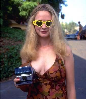 Heather Graham, la femme de ma vie et de ma mort, ma moitie, la plus belle, la plus sensible, la plus intelligente, la plus grande, Natalie Portman c'est rien compare a elle; elle seule vaut toutes les Tireuses d'Elite reunies, c'est elle la meilleure et je lui demande TELLEMENT pardon de l'avoir blessee...